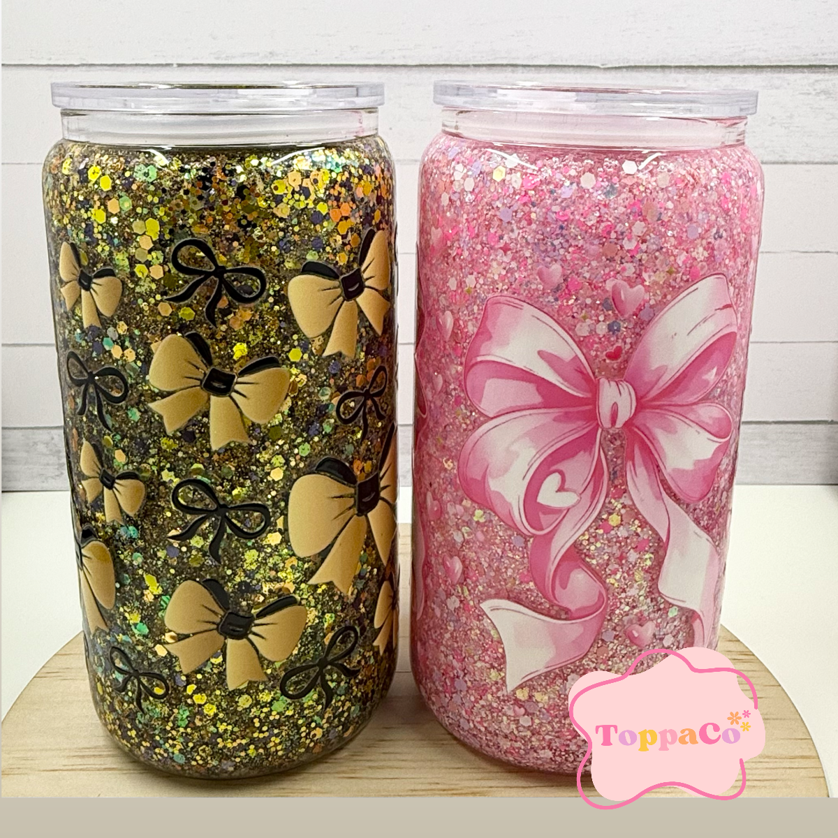 16oz Glass Tumbler - BLACK & GOLD BOWS - Left Side Photo